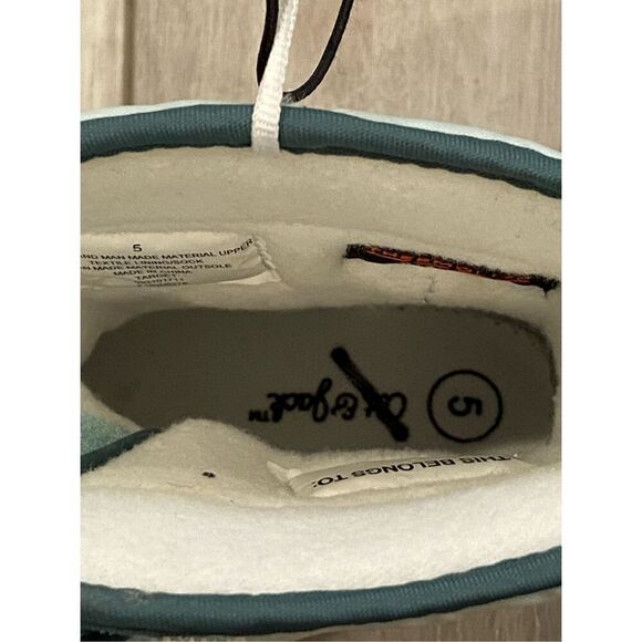 Cat & Jack winter snow boots size 5 - Picture 10 of 12